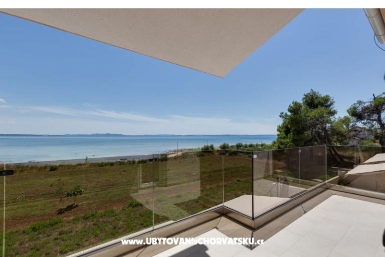Crowonder Sun Garden – foto 11