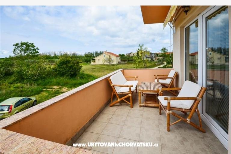 Apartmány Angelo s bazénem – foto 8
