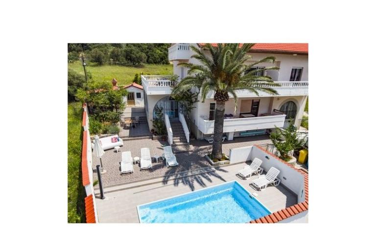 Apartmány Anny s bazénem – foto 11