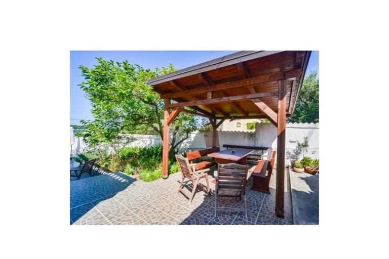 Apartmány Anny s bazénem – foto 12