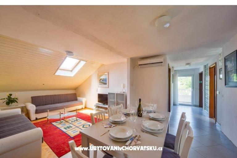 Apartmány Anny s bazénem – foto 16