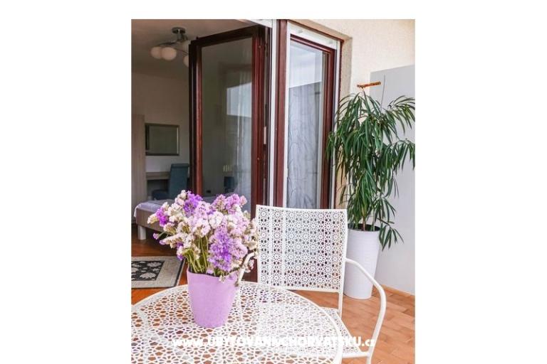 Apartmány Anny s bazénem – foto 18