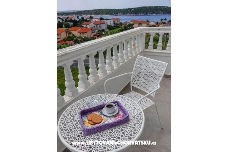 Apartmány Anny s bazénem – foto 27
