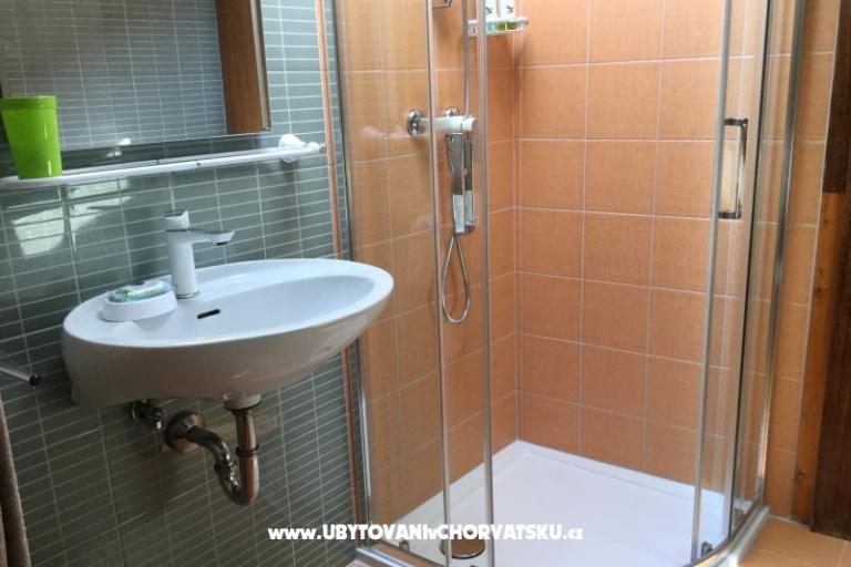 Apartmány Anny s bazénem – foto 42