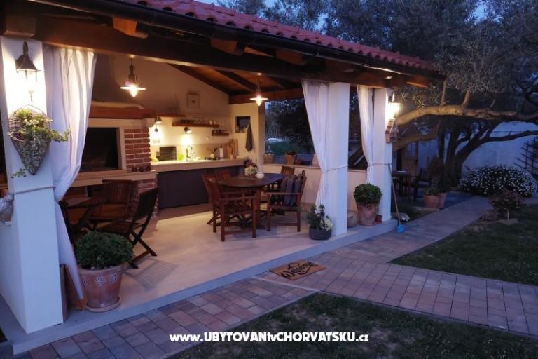 Apartmány- Villa Ilijic – foto 9