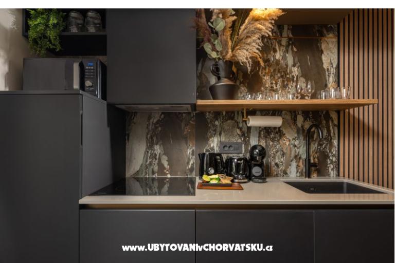 Nautilus Luxury Apartmány – foto 8
