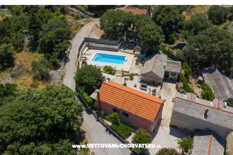 Kamene kuće Nikola – foto 11