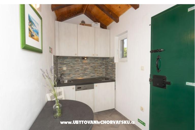 Kamene kuće Nikola – foto 22