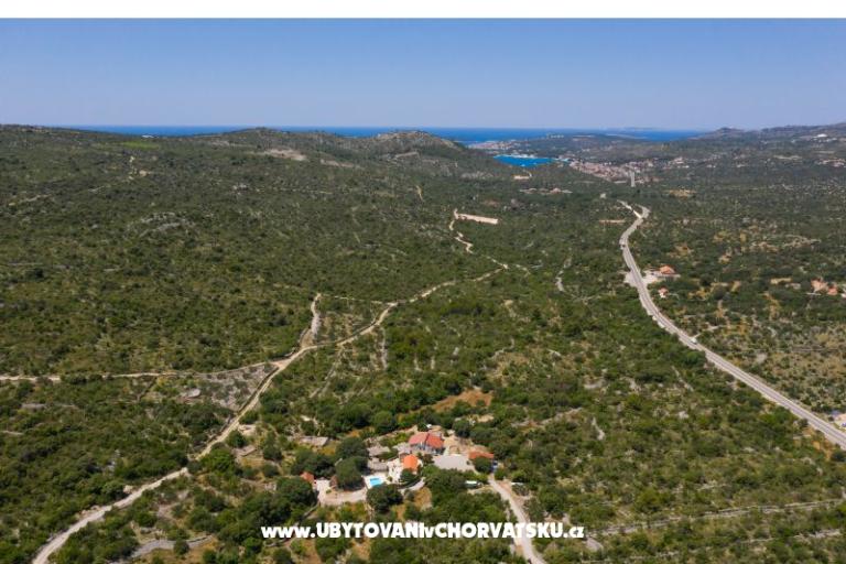 Kamene kuće Nikola – foto 40