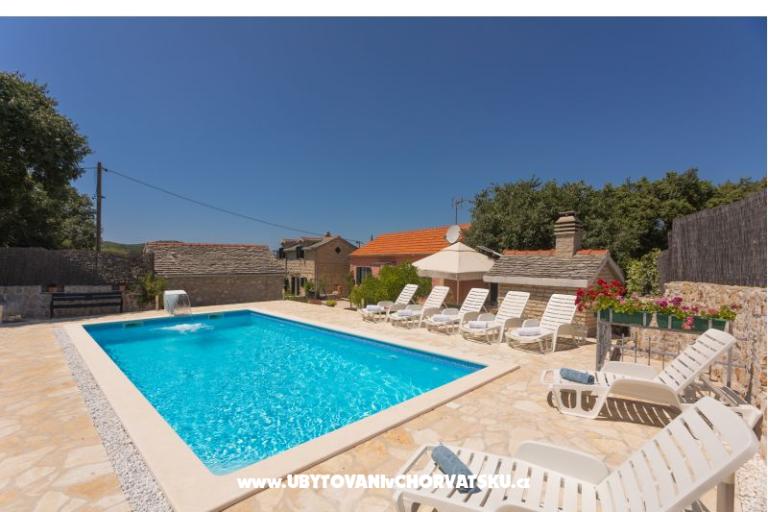 Kamene kuće Nikola – foto 6