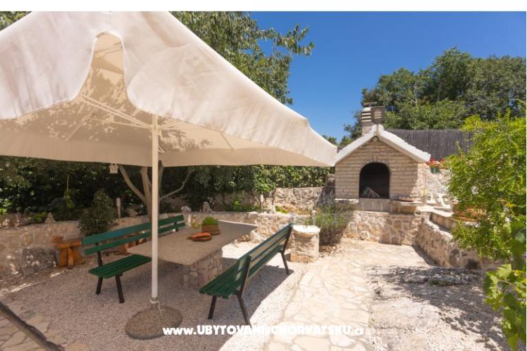 Kamene kuće Nikola – foto 7