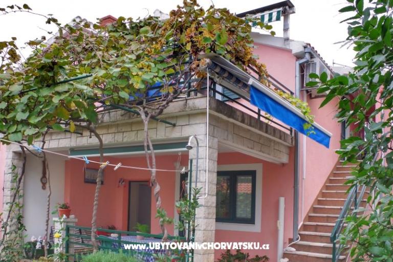 Apartmány Nives – foto 2