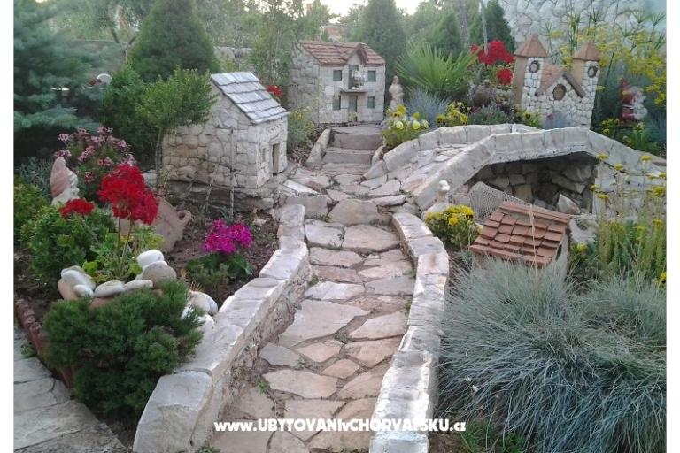 Apartmány Krešimir  OD 30 EUR – foto 11