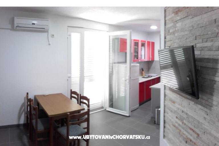 Apartmány Rogoznica – foto 12