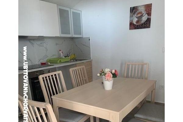 Holiday Apartmány Lucic – foto 19