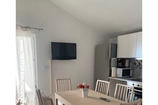 Holiday Apartmány Lucic – foto 20