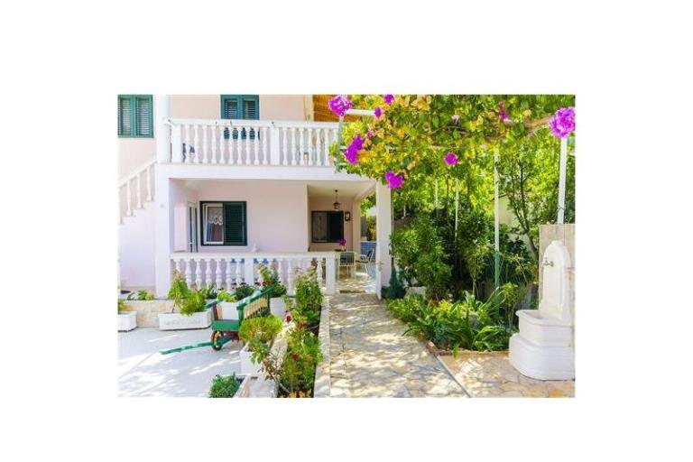 Dům Lucija – foto 9