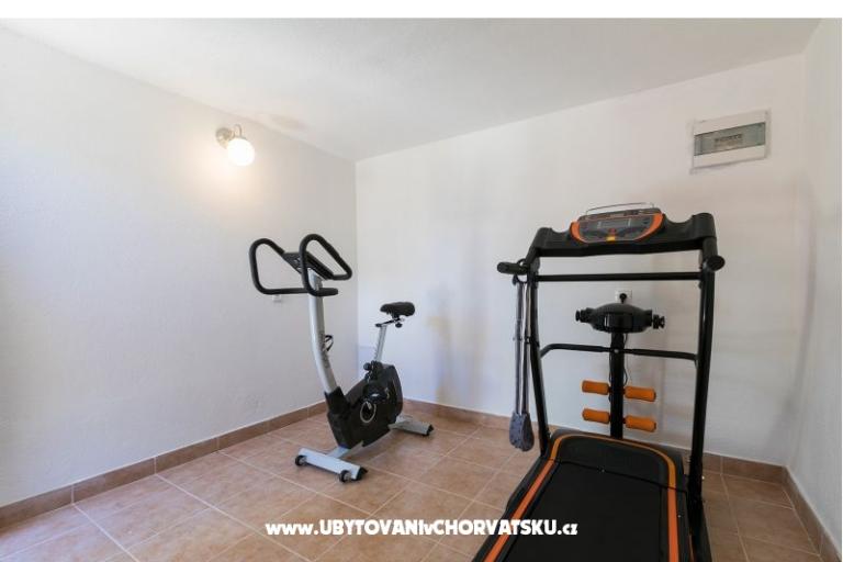 Villa Marina + pool – foto 12