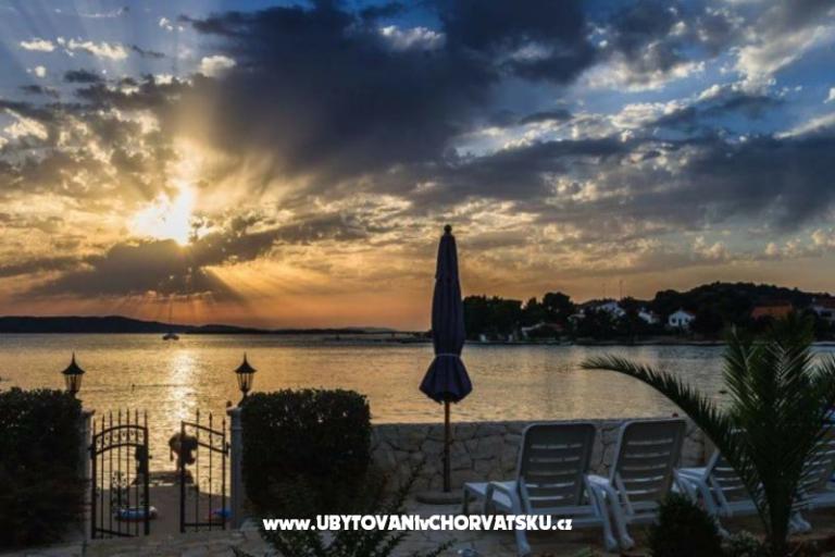 Apartmán Manuela (vila Doni) – foto 7