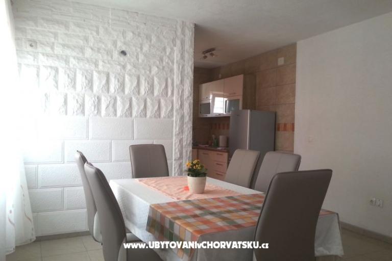 Apartmán Denis-3-SOBE – foto 9