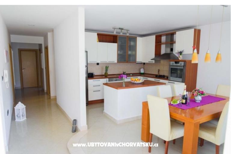 HolidayHomeSpalato-pool apartments  – foto 15