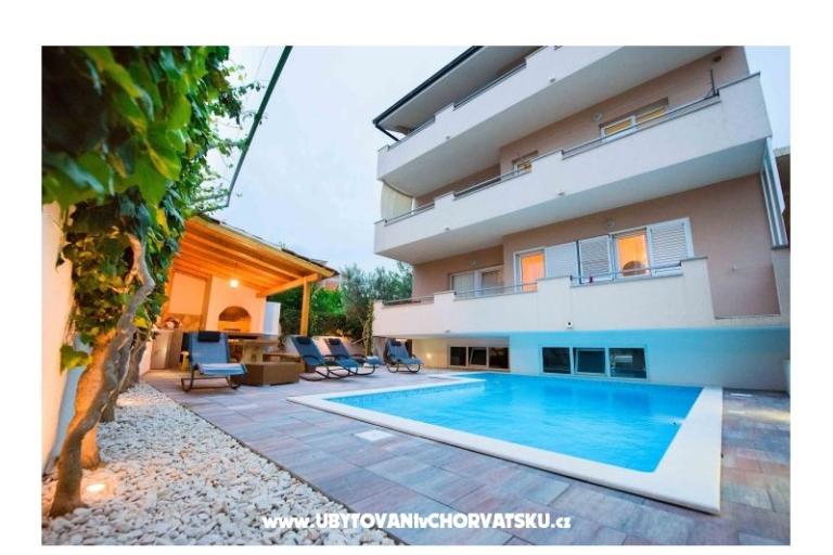 HolidayHomeSpalato-pool apartments  – foto 3