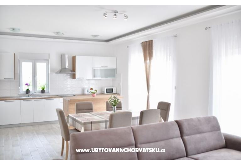  Apartmány J – foto 13
