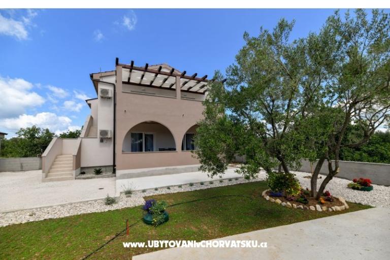  Apartmány J – foto 5