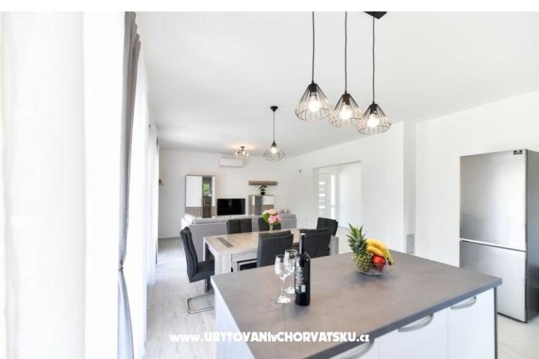 Apartmány J – foto 9