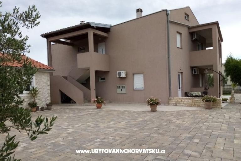 Apartmány Lara – foto 3