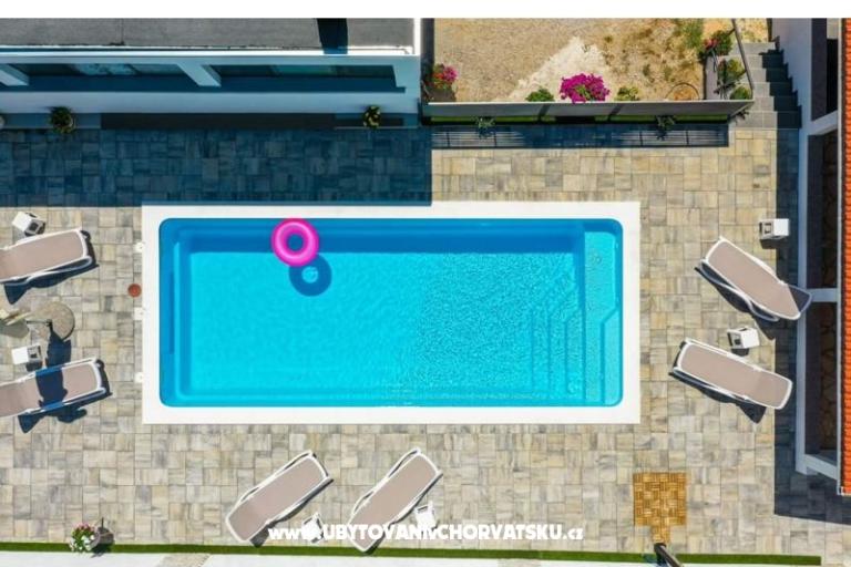 Apartmán ANAI with private  pool – foto 17