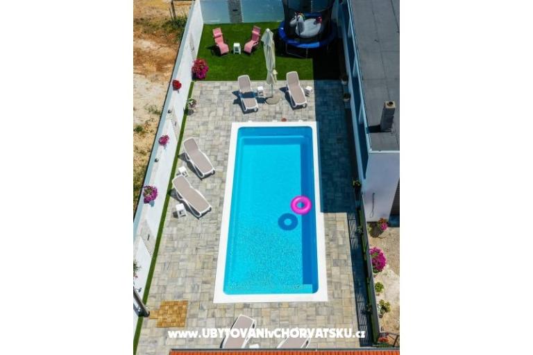 Apartmán ANAI with private  pool – foto 18