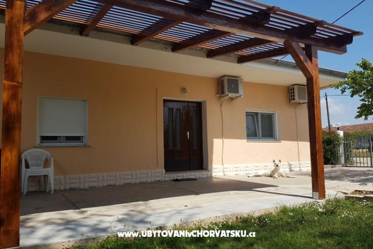 Kuča Gabriela – foto 9