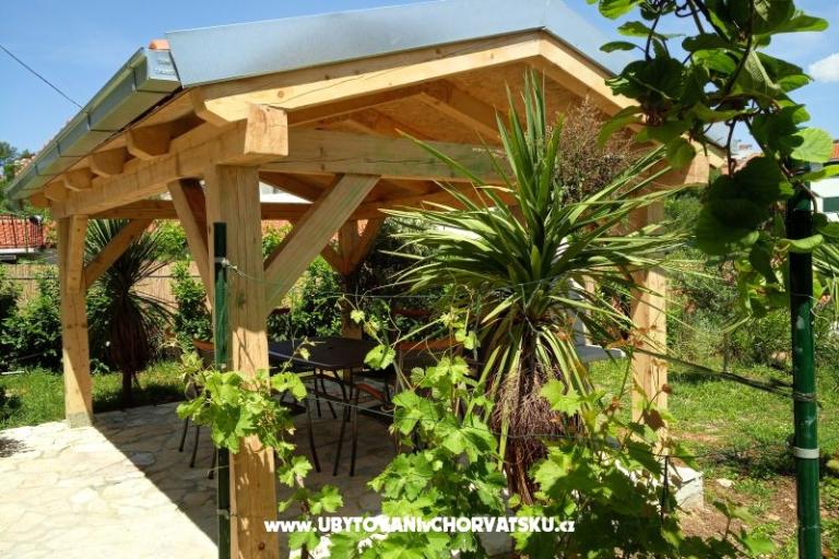 Apartmán Tea Slatine – foto 12