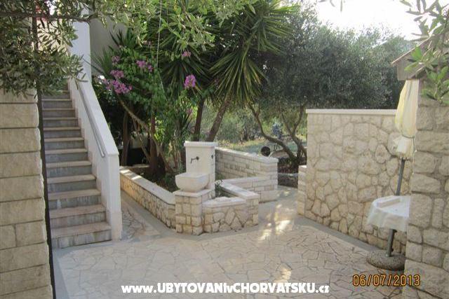 Apartmány Katić Slatine – foto 17