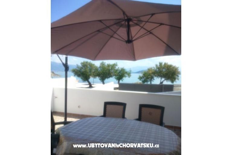 Apartmány Lovre – foto 2