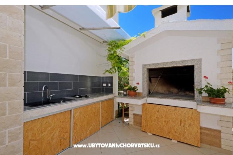 Apartmány Two Lions – foto 4