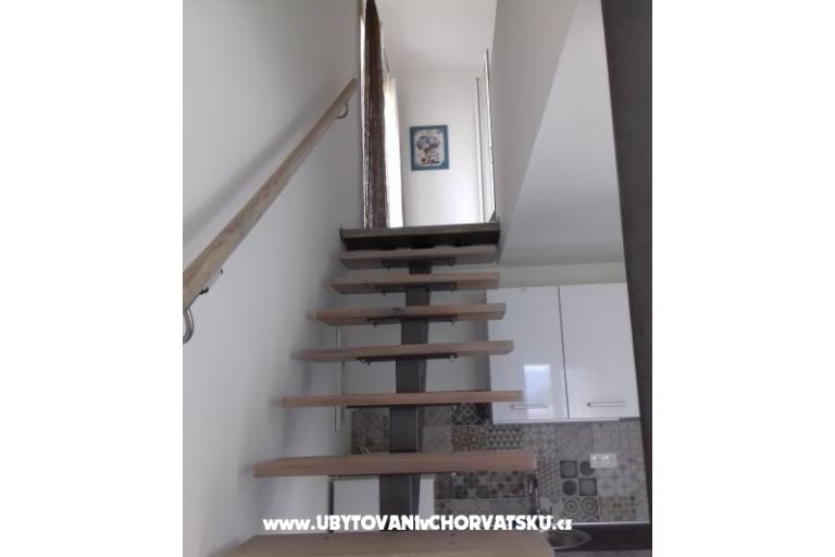 Nena Trogir, Slatine – foto 10