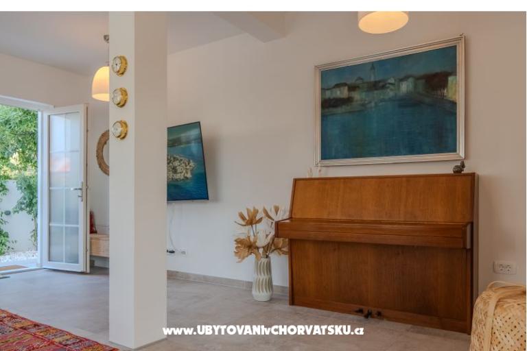 The Three Flowers Pool Dům – foto 23