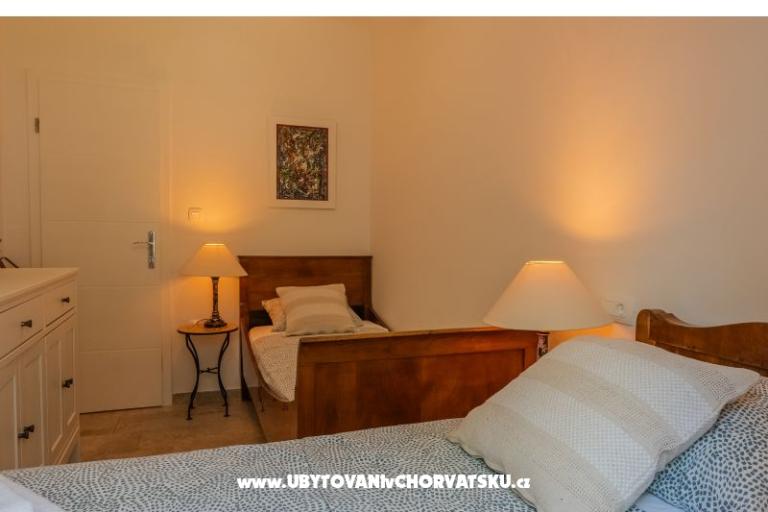 The Three Flowers Pool Dům – foto 38