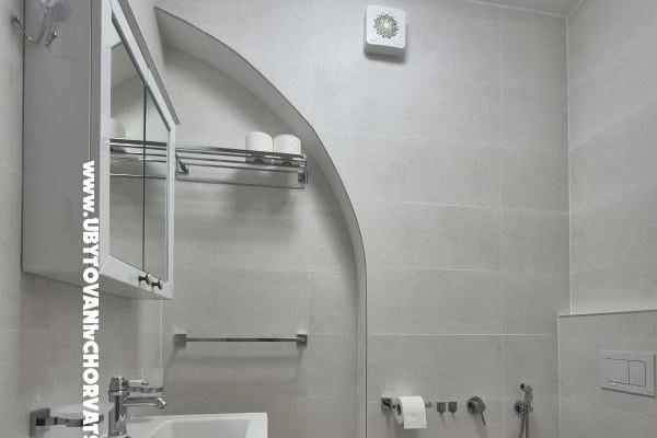 The Three Flowers Pool Dům – foto 47