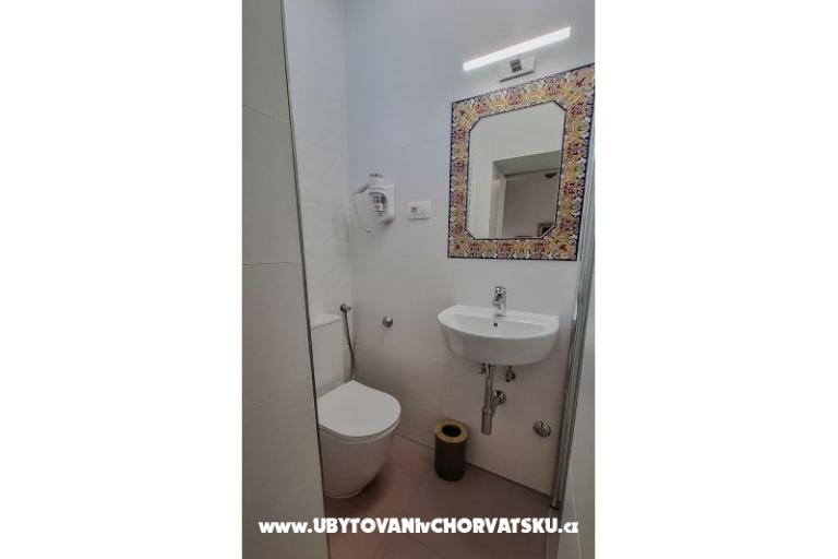 The Three Flowers Pool Dům – foto 48