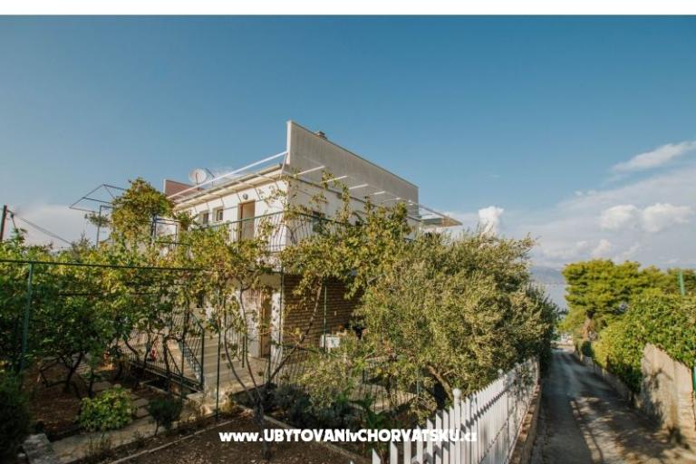 Apartmány Slatine  – foto 7