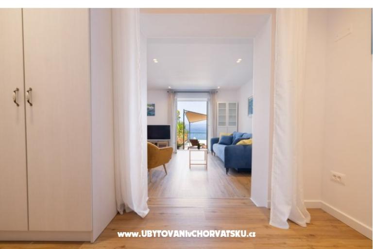 Beachfront Apartmán NIVES – foto 20