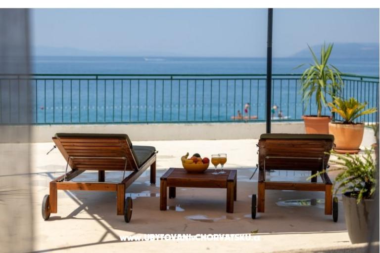 Beachfront Apartmán NIVES – foto 30