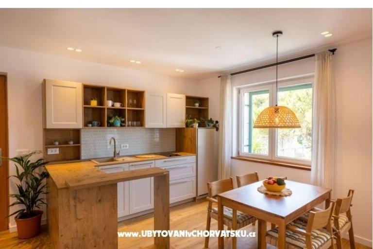 Beachfront Apartmán NIVES – foto 5