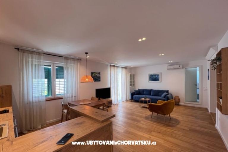 Beachfront Apartmán NIVES – foto 6