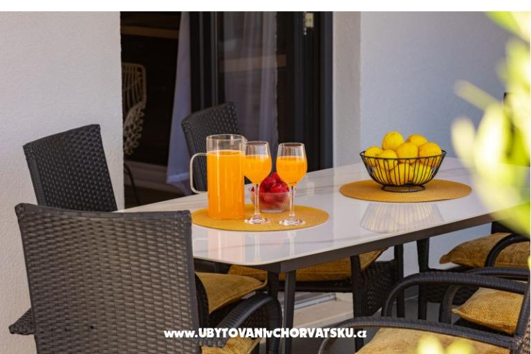 Dům s pogledom na more Antivo – foto 42