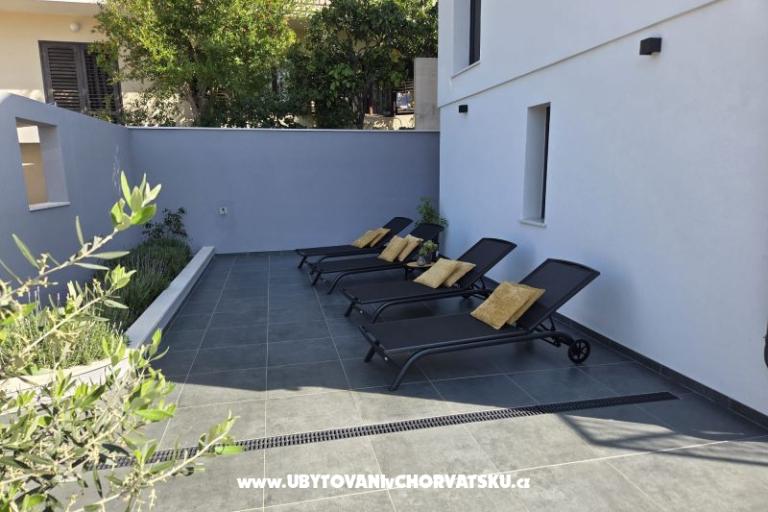 Dům s pogledom na more Antivo – foto 6