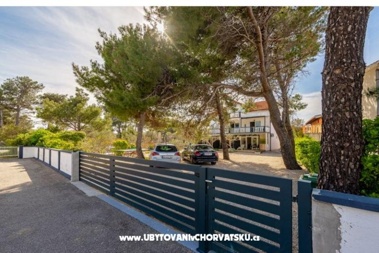 Apartmány Villa Agape Vir – foto 10